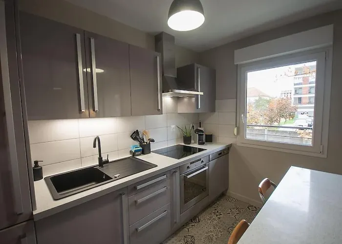 Chez Fany - Superbe En Résidence Avec Parking Appartement