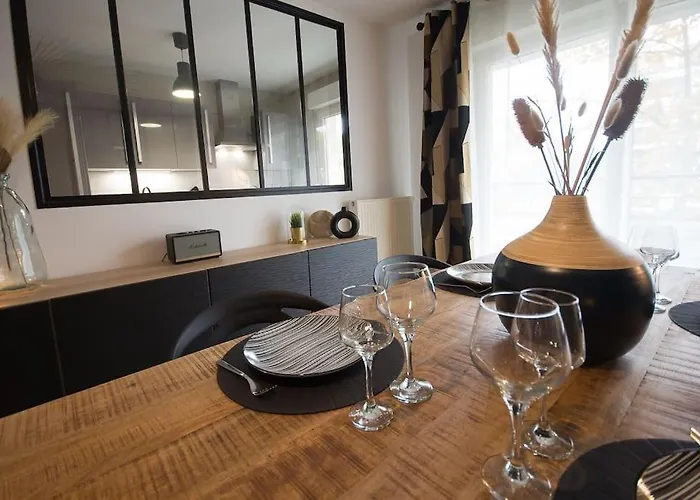 Chez Fany - Superbe En Résidence Avec Parking *